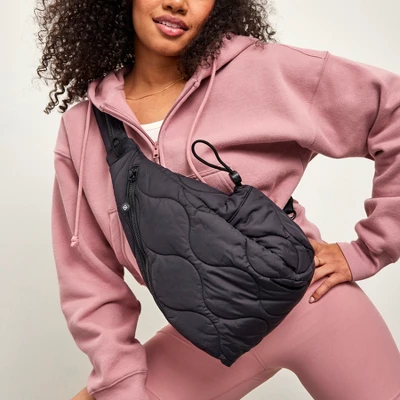 Vera Bradley Featherweight Sling Backpack 5 Vera Bradley Featherweight Sling Backpack - Image 5