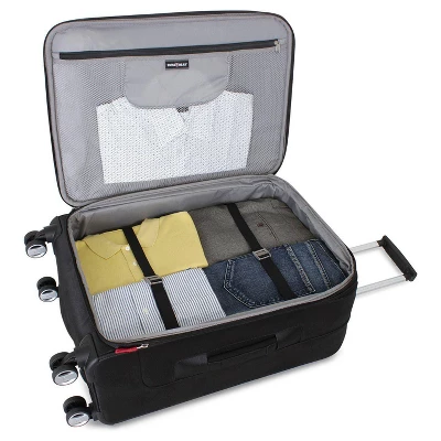 SWISSGEAR Zurich Softside Medium Checked Spinner Suitcase 1 SWISSGEAR Zurich Softside Medium Checked Spinner Suitcase